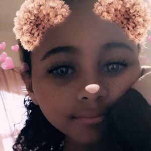 Meet your Posher, Sisita